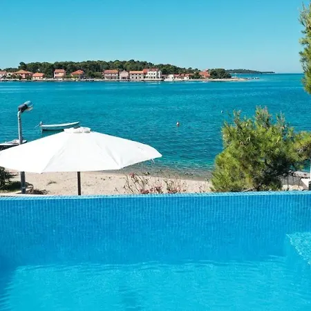 Pinna Nobilis Penthouse