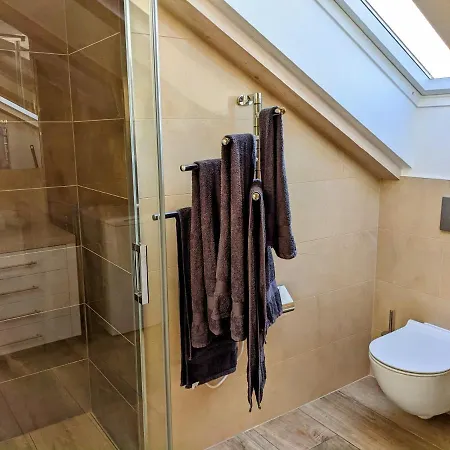 Pinna Nobilis Penthouse