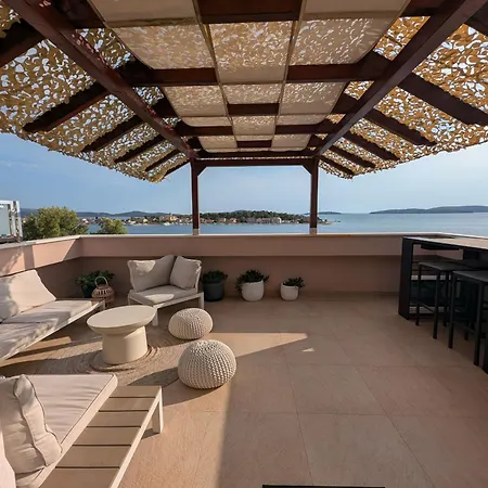 Apartman Pinna Nobilis Penthouse Brodarica