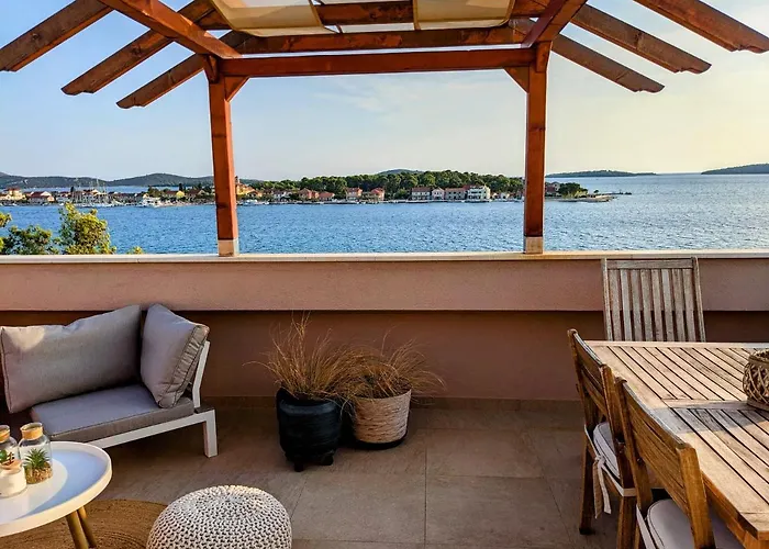 Pinna Nobilis Penthouse Apartman Brodarica (Sibenik-Knin)