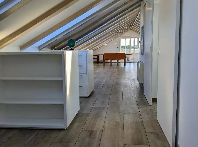 Pinna Nobilis Penthouse