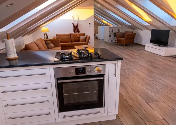 Pinna Nobilis Penthouse